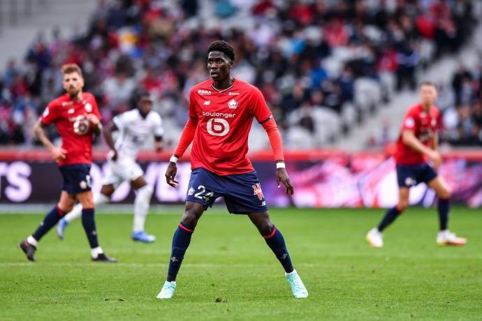 法甲争二生死局：里尔VS马赛，欧冠直通卡的终极竞逐‌