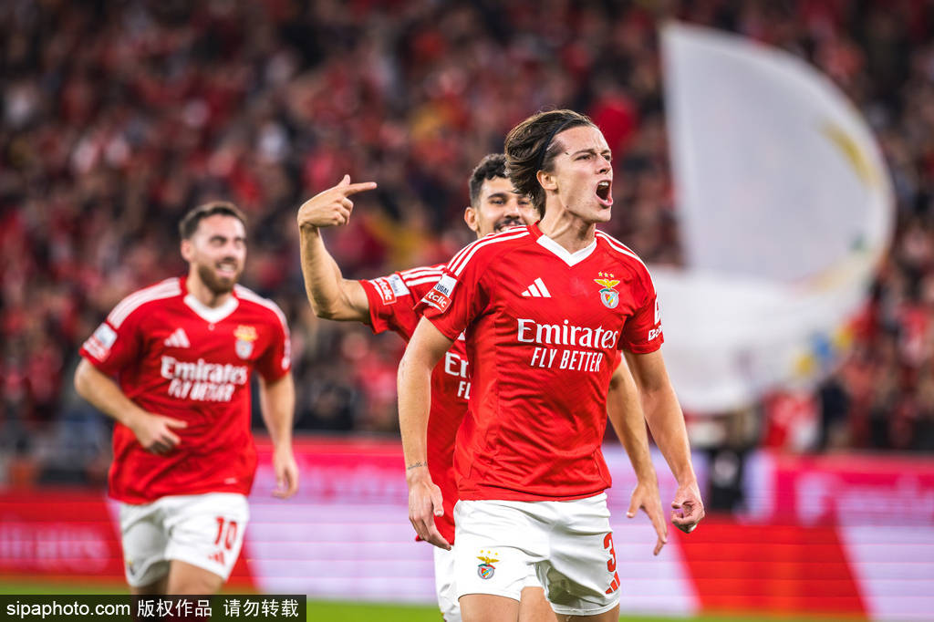 战舰救星？西班牙天才后卫将加盟皇马 欧冠赛场锁死亚马尔