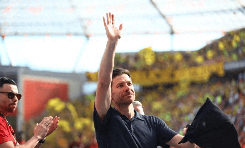 德甲：阿隆索告别勒沃库森之日创下奇迹