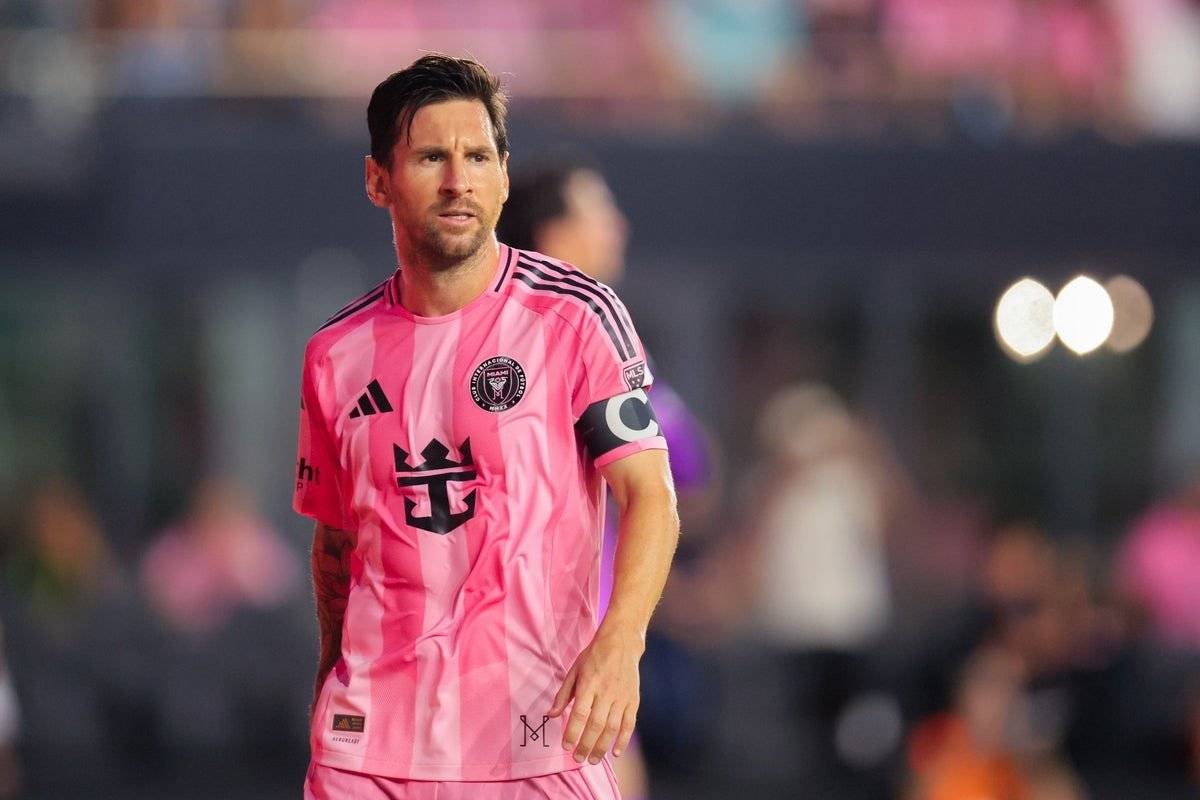 恩里克：执教梅西太简单！他做的事情超出人类能力范围！